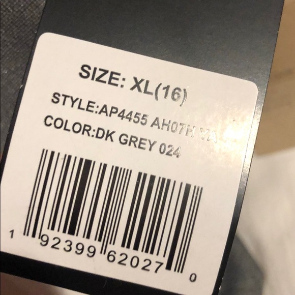 Adidas zip up jacket - Picture 3 of 3